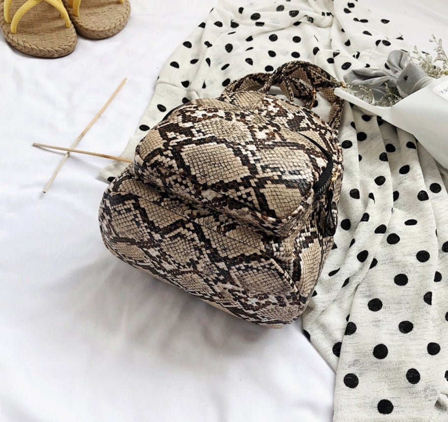 Snake shoulder bag