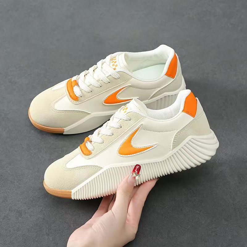 Soft Leather Casual Sneaker Soft Bottom Portable Traveling