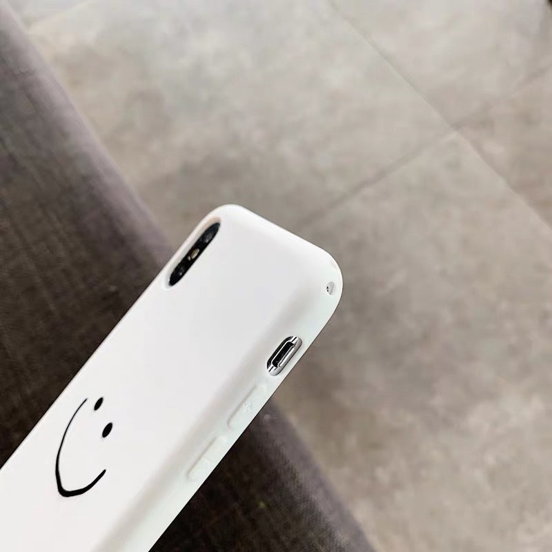 Mobile phone case with simple personality and smiling face