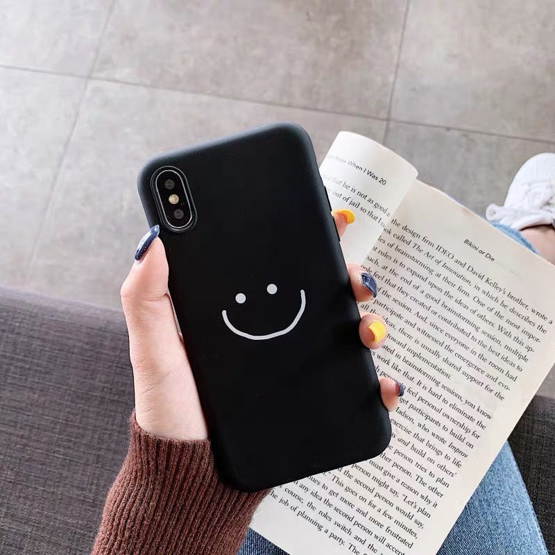 Mobile phone case with simple personality and smiling face