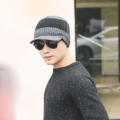 Duck tongue knit hat