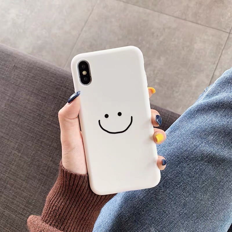 Mobile phone case with simple personality and smiling face