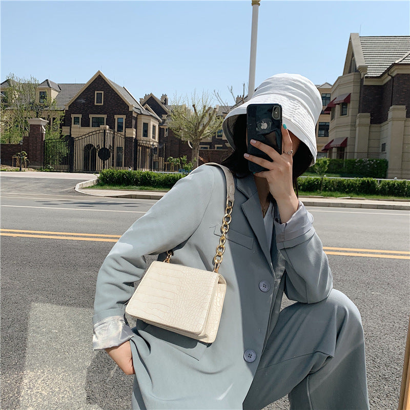 Versatile women's One Shoulder Messenger Bag
