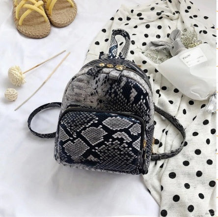 Snake shoulder bag