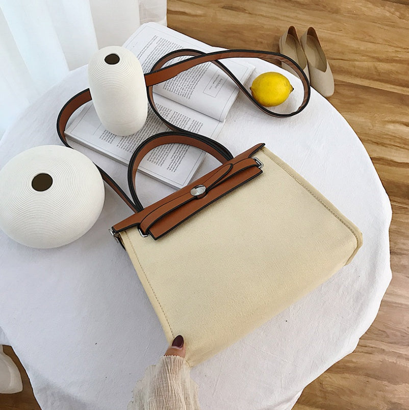 Large-capacity bag, versatile casual fashion, Hong Kong style, shoulder-slung handbag