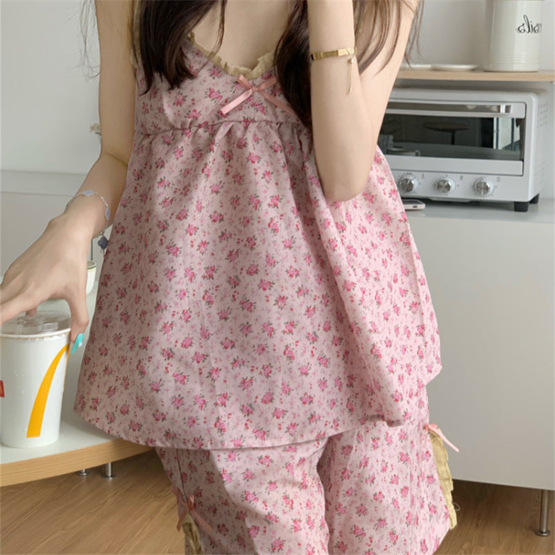Fragmented Floral Suspender Home Suit For Women