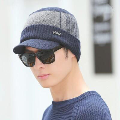 Duck tongue knit hat
