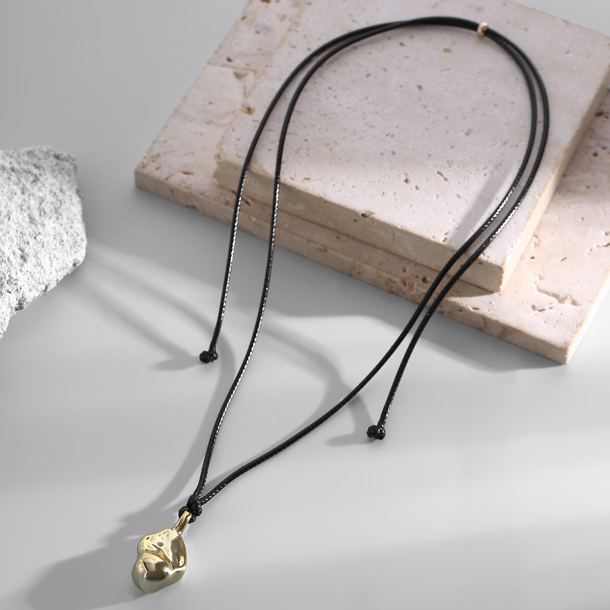 Men's Simplicity Leather Wax Line Irregular Pendant Necklace