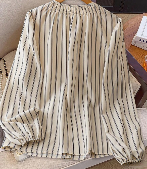 Women's French Striped Smoked Round Neck Bubble Sleeves